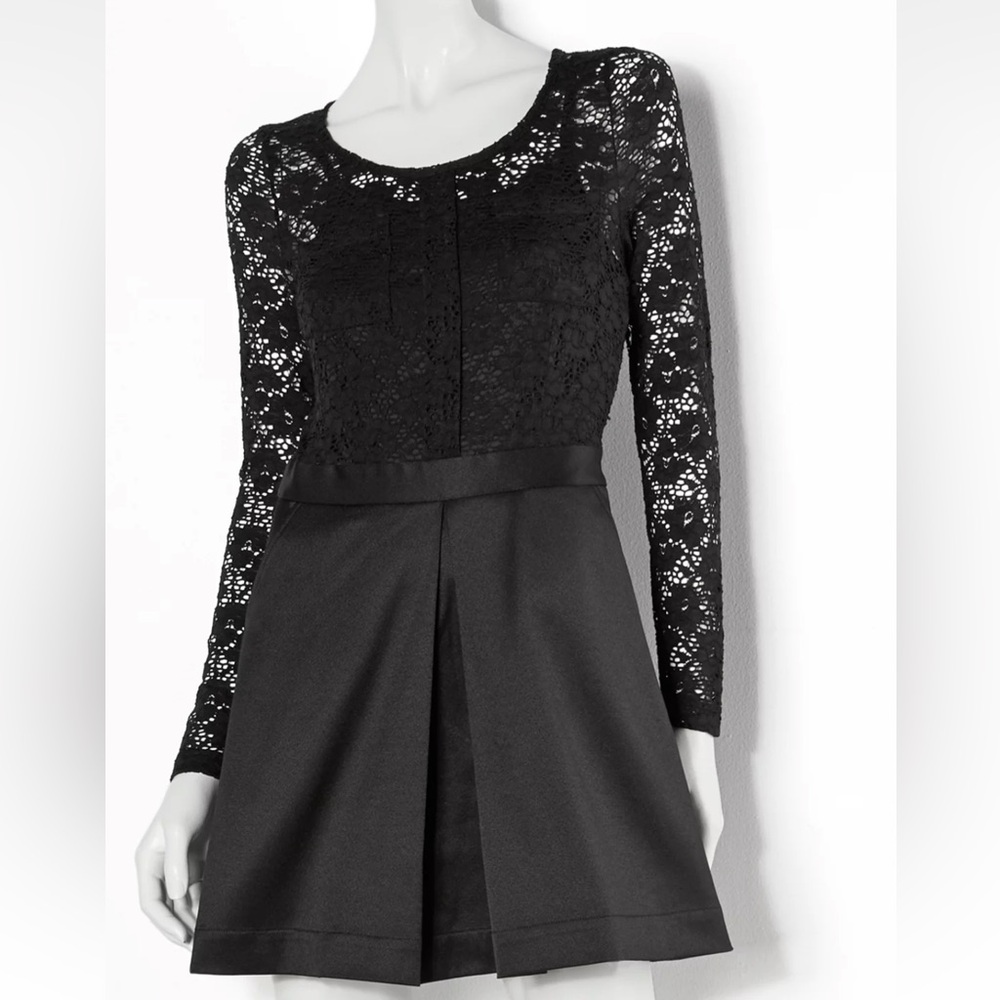 Princess Vera Wang Black Dress, black lace/crotchet bodice, pet/smoke free home